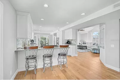 320 Ringling Point Drive, Sarasota, FL 34234 - Photo 13