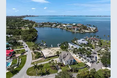 320 Ringling Point Drive, Sarasota, FL 34234 - Photo 53