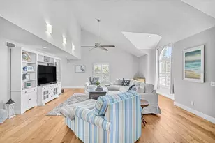 320 Ringling Point Dr, Sarasota, FL 34234 - Photo 9