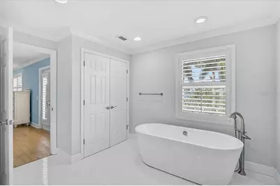 320 Ringling Point Drive, Sarasota, FL 34234 - Photo 35