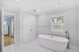 320 Ringling Point Dr, Sarasota, FL 34234 - Photo 35