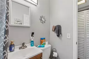 4479 Porpoise Dr SE, Saint Petersburg, FL 33705 - Photo 19
