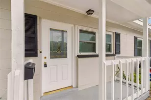 4479 Porpoise Dr SE, Saint Petersburg, FL 33705 - Photo 9