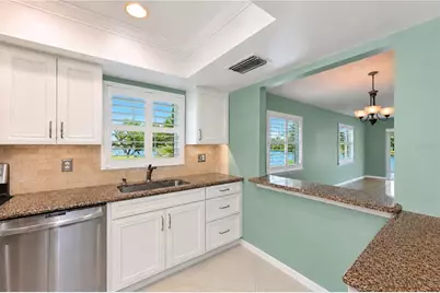 9425 Andover Circle, Bradenton, FL 34210 - Photo 11