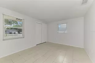 1110 Carmella Cir, Sarasota, FL 34243 - Photo 31