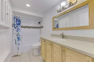 1110 Carmella Cir, Sarasota, FL 34243 - Photo 33