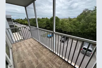 2610 Coconut Bay Ln Lane #734 (3D), Sarasota, FL 34237 - Photo 5