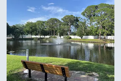 2610 Coconut Bay Ln Lane #734 (3D), Sarasota, FL 34237 - Photo 23