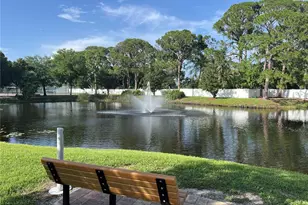 2610 Coconut Bay Ln Ln, Sarasota, FL 34237 - Photo 23