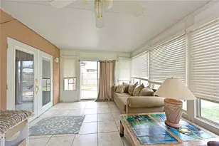 2635 Bucida Dr, Sarasota, FL 34232 - Photo 17