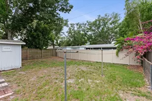980 Charlotte Ave, Sarasota, FL 34237 - Photo 23