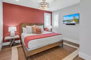 106 11th St S, Bradenton Beach, FL 34217 - Photo 33