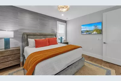 106 11th Street S, Bradenton Beach, FL 34217 - Photo 37