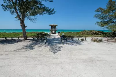 106 11th Street S, Bradenton Beach, FL 34217 - Photo 53
