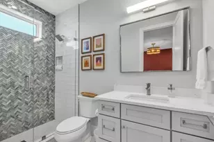 106 11th St S, Bradenton Beach, FL 34217 - Photo 29