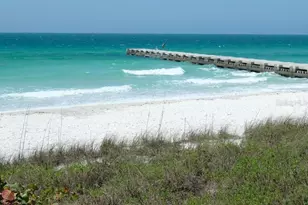 106 11th St S, Bradenton Beach, FL 34217 - Photo 15