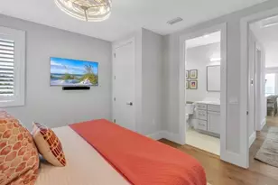 106 11th St S, Bradenton Beach, FL 34217 - Photo 31