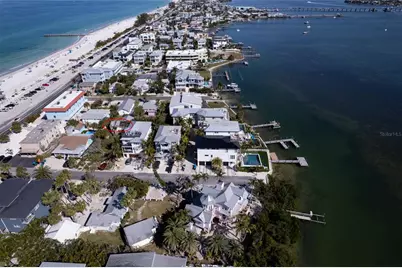 106 11th Street S, Bradenton Beach, FL 34217 - Photo 21