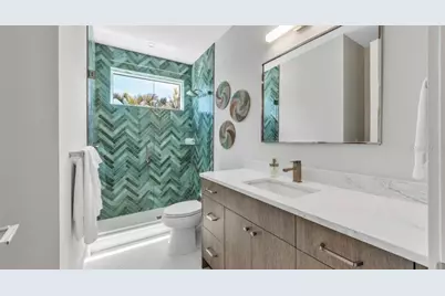 106 11th Street S, Bradenton Beach, FL 34217 - Photo 45