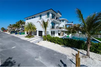 106 11th Street S, Bradenton Beach, FL 34217 - Photo 51