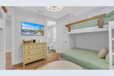106 11th Street S, Bradenton Beach, FL 34217 - Photo 43