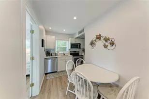 101 25th St N, Bradenton Beach, FL 34217 - Photo 11