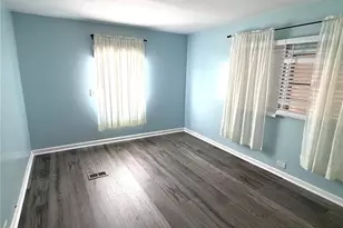 5205 5th St E, Bradenton, FL 34203 - Photo 15
