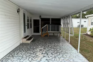 5205 5th St E, Bradenton, FL 34203 - Photo 7