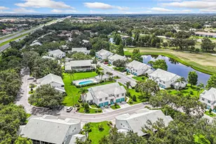 6582 Fairway Gardens Dr, Bradenton, FL 34203 - Photo 11