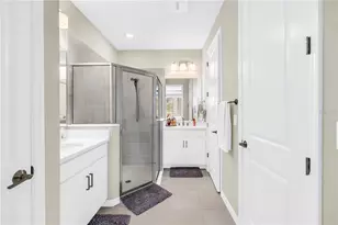 9240 Tequila Sunrise Dr, Sarasota, FL 34241 - Photo 11