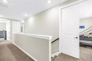 9240 Tequila Sunrise Dr, Sarasota, FL 34241 - Photo 21