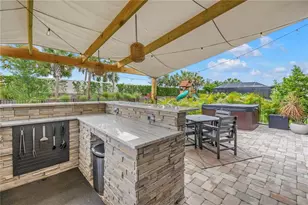 9240 Tequila Sunrise Dr, Sarasota, FL 34241 - Photo 35