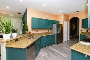 2711 Patrician Cir, Kissimmee, FL 34746 - Photo 9