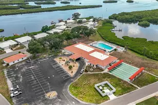 4001 Chinaberry Rd, Bradenton, FL 34208 - Photo 9