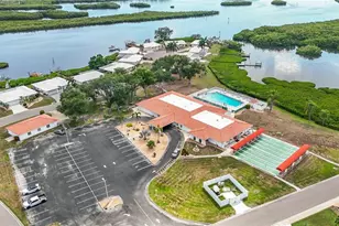 4001 Chinaberry Rd, Bradenton, FL 34208 - Photo 57