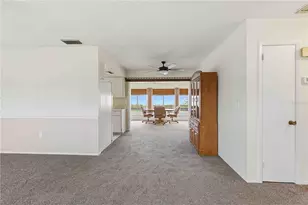4001 Chinaberry Rd, Bradenton, FL 34208 - Photo 15