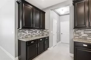 924 Buttercup Glen, Bradenton, FL 34212 - Photo 13