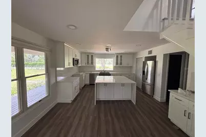 7910 Kennedy Lane, Sarasota, FL 34240 - Photo 5
