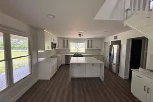 7910 Kennedy Ln, Sarasota, FL 34240 - Photo 5