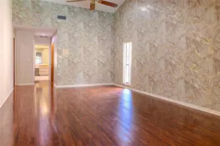 1028 Sylvia Ln, Tampa, FL 33613 - Photo 21