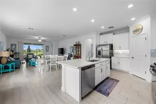 12657 Tahitian Pearl Cir, Parrish, FL 34219 - Photo 5
