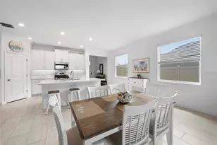 12657 Tahitian Pearl Cir, Parrish, FL 34219 - Photo 11