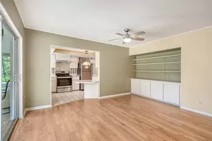 621 Alhambra Rd, Venice, FL 34285 - Photo 17
