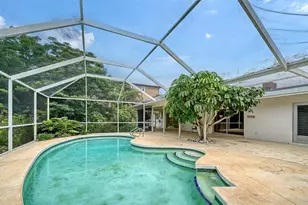621 Alhambra Rd, Venice, FL 34285 - Photo 29