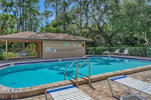 4652 Oak Hollow Dr, Sarasota, FL 34241 - Photo 35