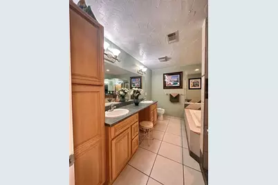 2746 53rd Street, Sarasota, FL 34234 - Photo 33