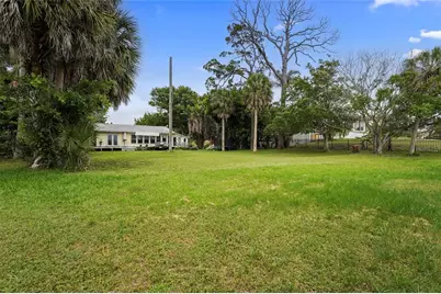 7538 Westmoreland Drive, Sarasota, FL 34243 - Photo 7