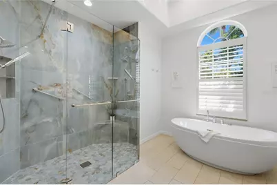 7920 Royal Queensland Way, Lakewood Ranch, FL 34202 - Photo 27