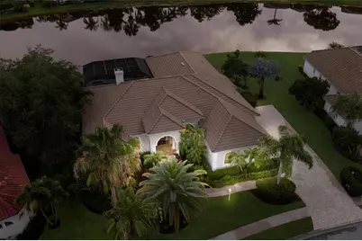 7920 Royal Queensland Way, Lakewood Ranch, FL 34202 - Photo 3