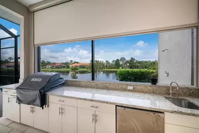 7920 Royal Queensland Way, Lakewood Ranch, FL 34202 - Photo 37